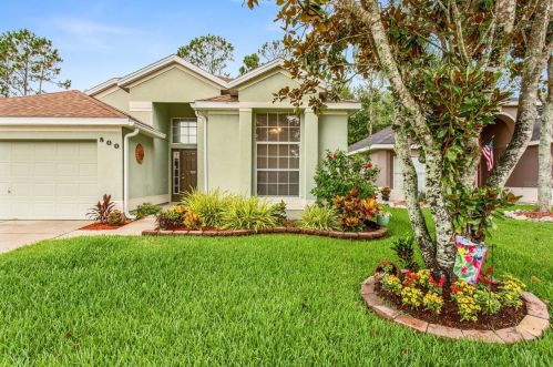 800 Magnolia Creek Cir, Orlando, FL 32828-8371