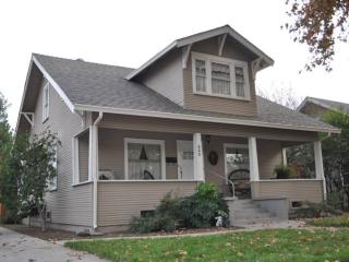 680 Mitchell Ave, Turlock CA  95380-3334 exterior
