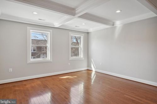 2912 Nelson Pl, Washington, DC 20019-7701