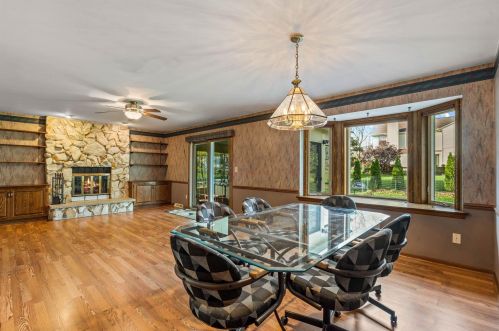 12890 Scarborough Ct, Waukesha WI  53151-6128 exterior