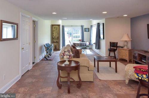 116 Osborne Cir, Kennett Sq PA  19348-1910 exterior