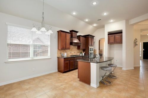 2926 Morning Star Dr, Oak Point TX 75068-7825 exterior