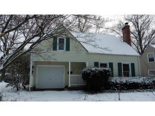 221 Avondale Dr, Akron, OH 44313-7715