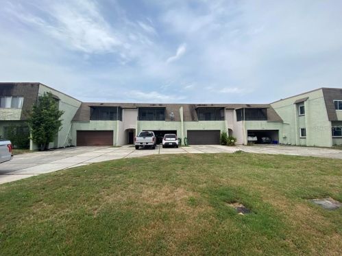 238 Krider Rd, Sanford, FL 32773-5881