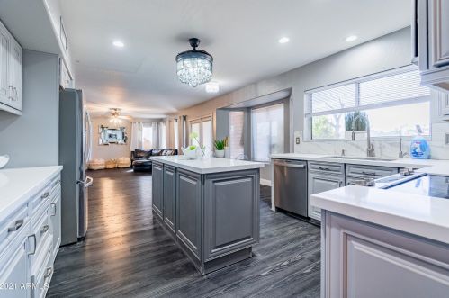 1270 Ithica St, Gilbert, AZ 85233-1739