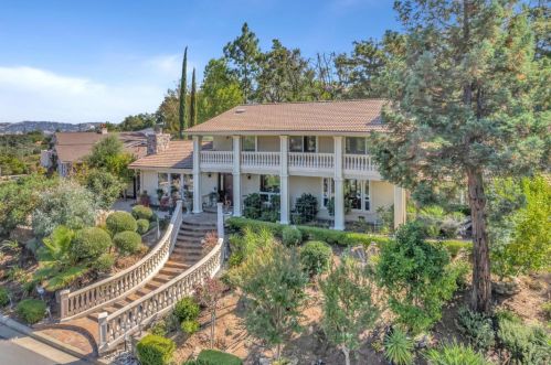 7179 Wooded Lake Dr, San Jose, CA 95120-5601