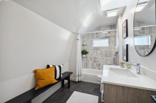 3015 Dakota St, Oakland CA 94602-3801 exterior