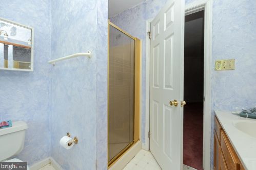 1 Apple Dr, Downingtown PA 19335-1182 exterior