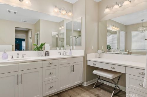 39057 Hidden Creek Ln, Temecula CA  92591-7417 exterior