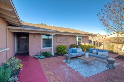 12106 Obispo Rd, San Diego, CA 92128-2628