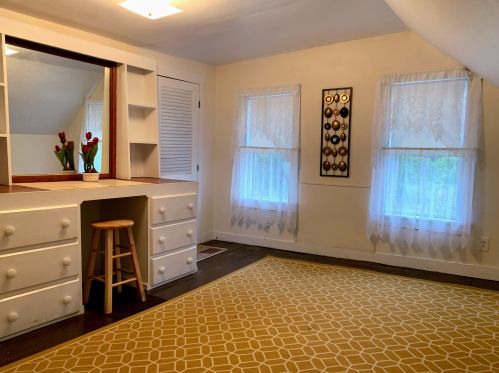 552 2nd Nh Tpke, Hillsboro NH  03244-4615 exterior