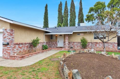 8751 Elk Way, Elk Grove, CA 95624-1652