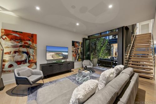 2850 6th Ave, San Diego, CA 92103-6308