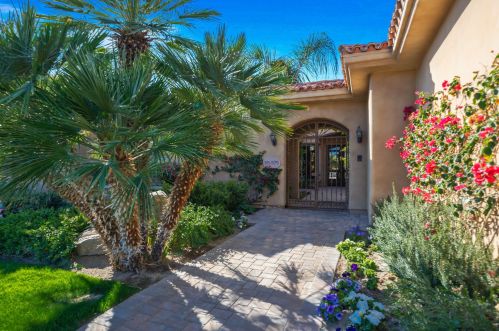 55575 Royal St George, La Quinta CA  92253-8733 exterior