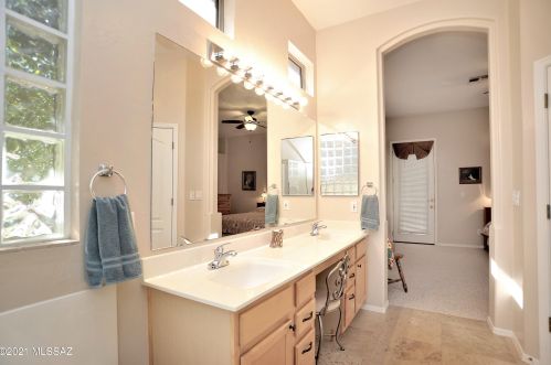 7643 Talavera Way, Tucson AZ 85743-1128 exterior