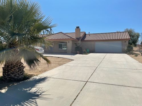 14121 Olancha Rd, Victorville, CA 92392-9630