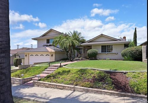 4201 La Concetta Dr, Yorba Linda, CA 92886-1920