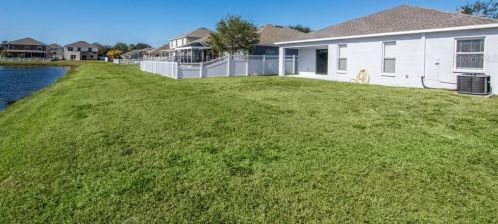 2232 Roanoke Spg Dr, Ruskin FL 33570-6315 exterior