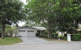10336 Blossom Lake Dr, Largo FL  33772-7410 exterior