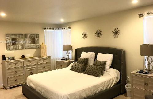 574 159th Ave, Hollywood FL  33028-1551 exterior