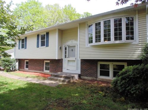 956 Burlington Ave, Bristol, CT 06010-2611