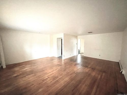 23 Kenyon Pl, Mount Vernon NY  10552-3018 exterior