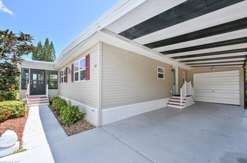 45 Le Mans Dr, Naples, FL 34112-9127