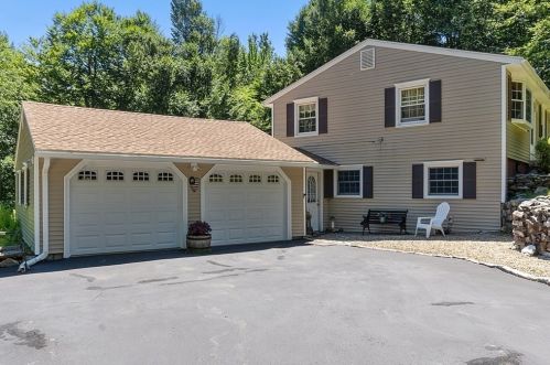 150 Old Westminster Rd, Hubbardston, MA 01452-1419