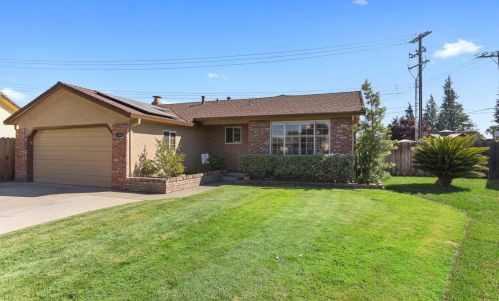 1154 Tamarack Dr, Lodi CA  95240-5535 exterior