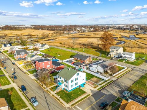 600 Bamford Ave, Woodbridge NJ 07095-3848 exterior