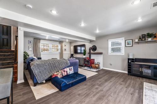 14 Albemarle Rd, East Brunswick NJ  08816-4213 exterior