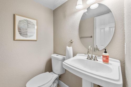 2625 Westberry Dr, Santa Rosa CA 95403-7207 exterior