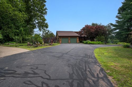 121 Ladd Hill Rd, Belmont NH  03220-3009 exterior