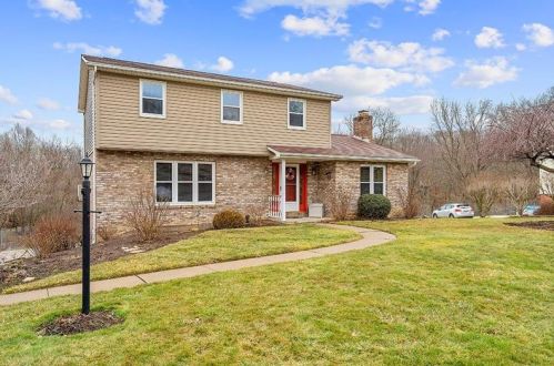 139 Oakdale Dr, Zelienople, PA 16063-9310
