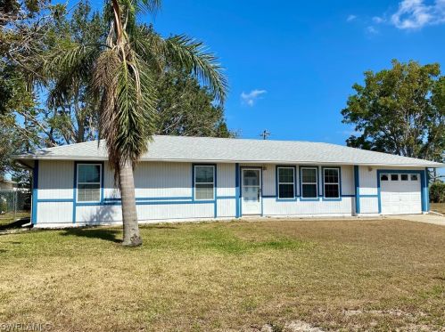 337 14th St, Cape Coral, FL 33909-1272