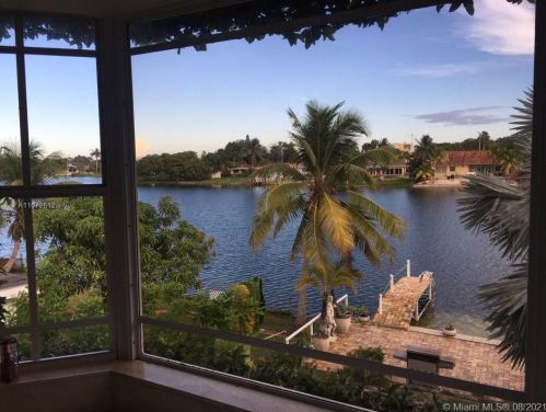 760 80th St, Hialeah FL  33014-4132 exterior