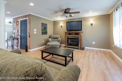 1229 Sylvania Pl, Lacey NJ  08731-4440 exterior