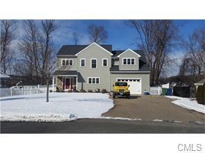 4 Harvard Rd, Brookfield Center, CT 06804-1401