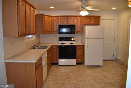 359 Nova Dr, Upton PA  17225-1545 exterior