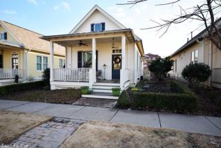 925 Reynolds Ave, Conway, AR 72032-4293