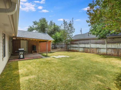 405 Rockmoor Dr, Georgetown TX 78628-8841 exterior