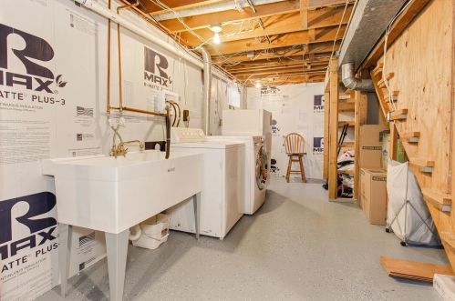 3825 Cranbrook Dr, Saint Paul MN 55110-4435 exterior