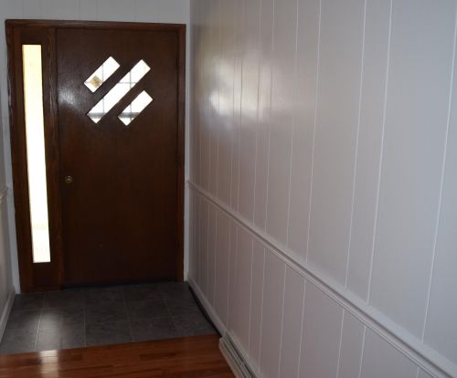 215 Moreland Blvd, Waukesha, WI 53188-2464
