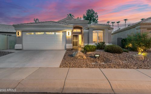 14036 Pueblo Trl, Sun City, AZ 85374-3858