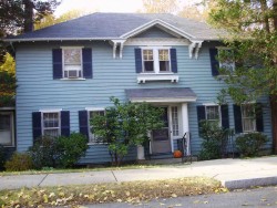43 Victoria Cir, Newton, MA 02459-1016