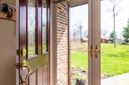 1 Partridge Ct, Sewickley, PA 15143-8360