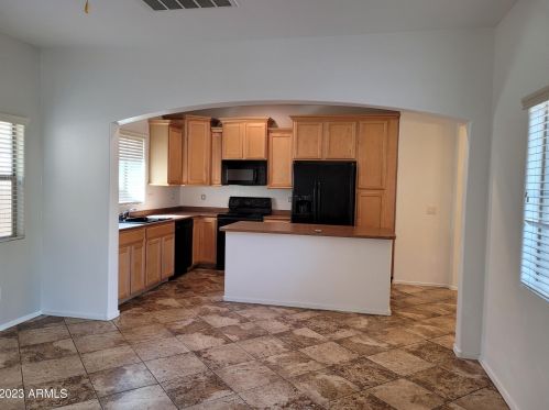 4683 Olney Ave, Gilbert AZ  85234-7837 exterior