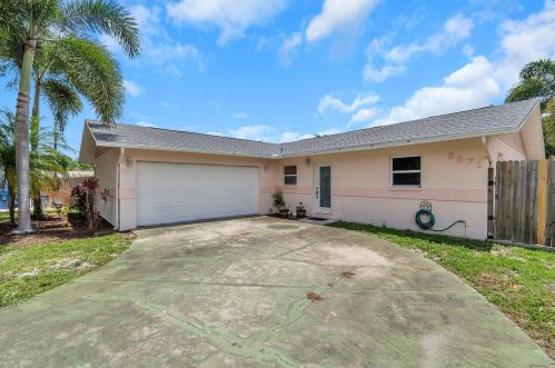 5571 57th Way, Saint Petersburg, FL 33709-2054