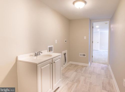 332 Lehman St, Lebanon PA  17046-3884 exterior