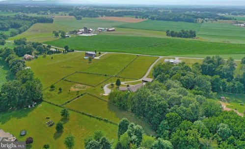 9478 Fort Stouffer Rd, Upton PA  17225-9780 exterior